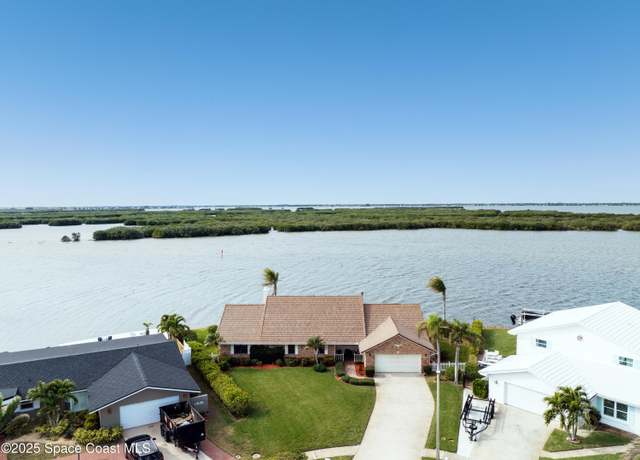 Property at 284 Andros Ave, Cocoa Beach, FL 32931, 4 beds, 2 baths