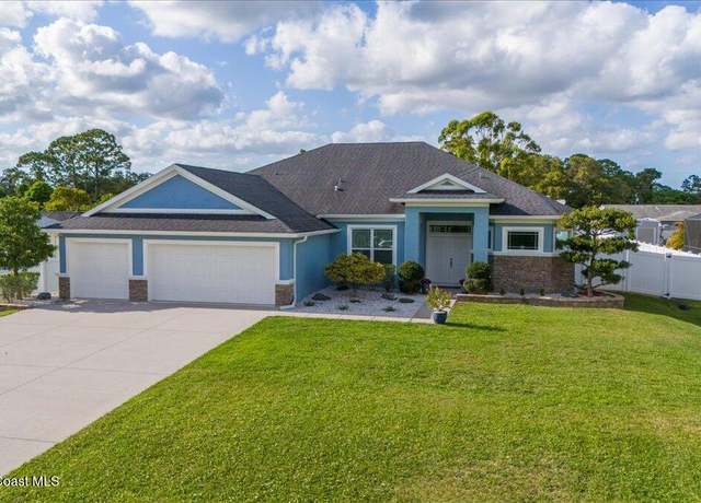 Property at 6910 Hundred Acre Dr, Cocoa, FL 32927, 4 beds, 3 baths