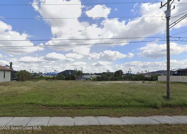 Property at 2513 Surfside Blvd, Cape Coral, FL 33914