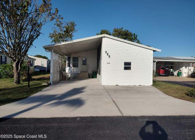 Property at 304 Basswood Ct, Cocoa, FL 32926, 3 beds, 2 baths