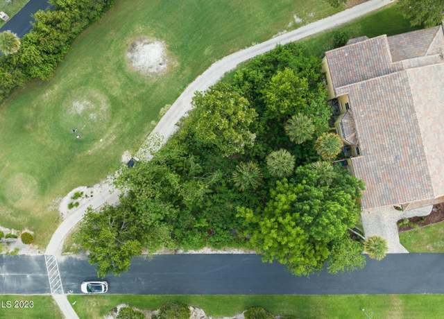 Property at 3573 Par Ln, Titusville, FL 32780