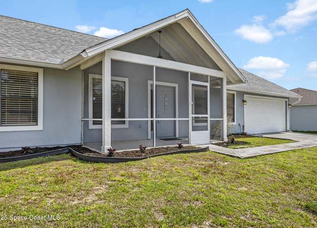 Property at 431 Harrisburg St SW, Palm Bay, FL 32908, 3 beds, 2 baths