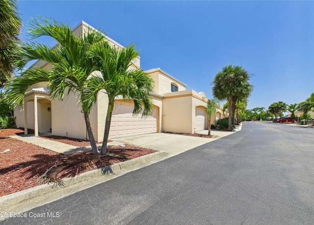 Property at 2293 Venetia Pl, Indialantic, FL 32903, 2 beds, 2.5 baths