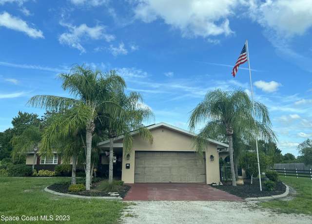 Property at 6922 Babcock St SE, Palm Bay, FL 32909, 5 beds, 4 baths