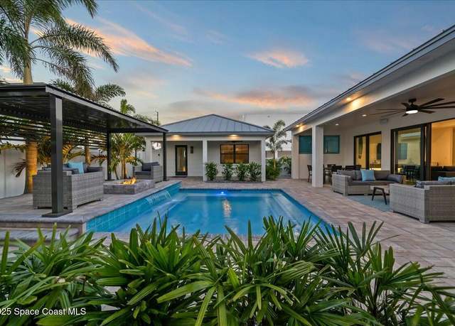 Property at 2021 S Orlando Ave, Cocoa Beach, FL 32931, 4 beds, 4.5 baths