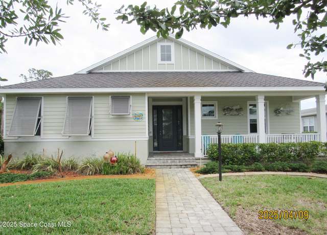 Property at 19 Lagoon Way, Titusville, FL 32780, 4 beds, 3.5 baths