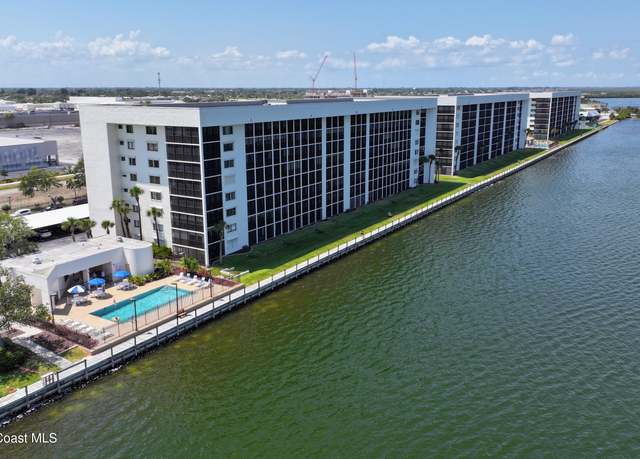 Property at 300 S Sykes Creek Pkwy #106, Merritt Island, FL 32952, 3 beds, 2 baths