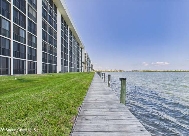 Property at 300 S Sykes Creek Pkwy #106, Merritt Island, FL 32952, 3 beds, 2 baths