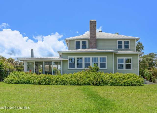 Property at 2907 N Indian River Dr, Cocoa, FL 32922, 5 beds, 3 baths