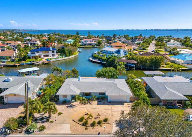 Property at 407 Driftwood Ave, Melbourne Beach, FL 32951, 3 beds, 3 baths