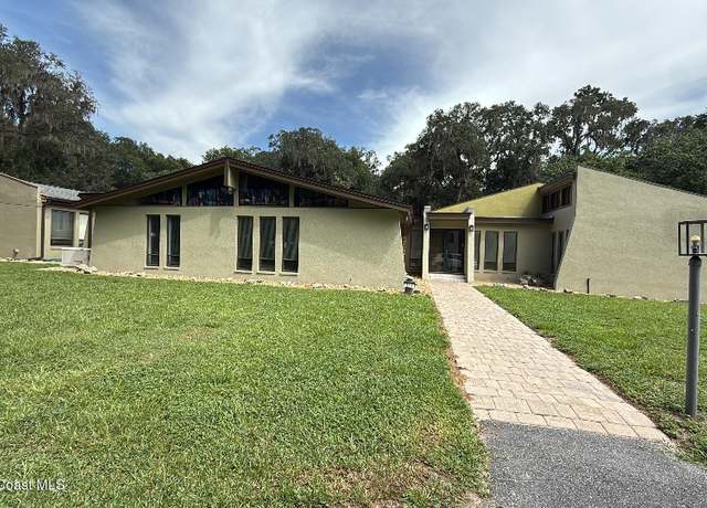 Property at 310 SW 35th St, Ocala, FL 34471, 5 beds, 4.5 baths