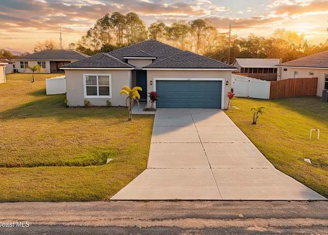 Property at 535 Giovanni Rd NW, Palm Bay, FL 32907, 4 beds, 3 baths