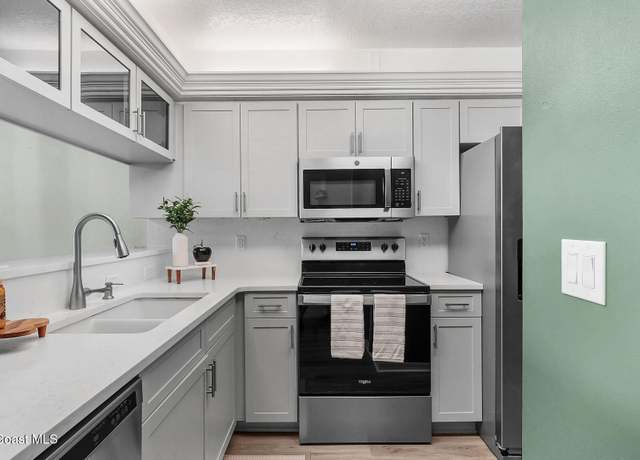 Property at 1420 Huntington Ln #2405, Rockledge, FL 32955, 2 beds, 2 baths