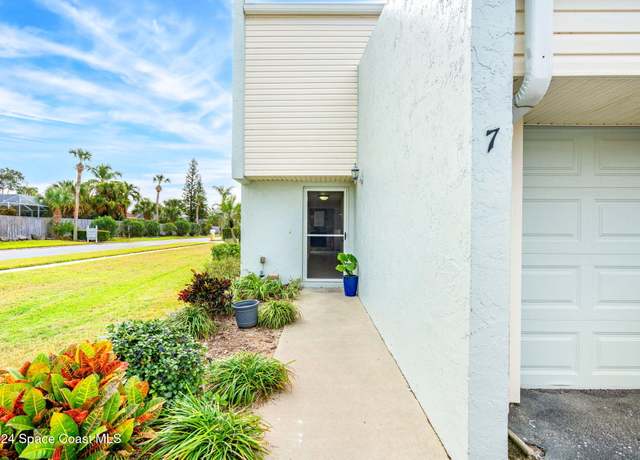 Property at 810 Poinsetta Dr #7, Indian Harbour Beach, FL 32937, 2 beds, 2.5 baths
