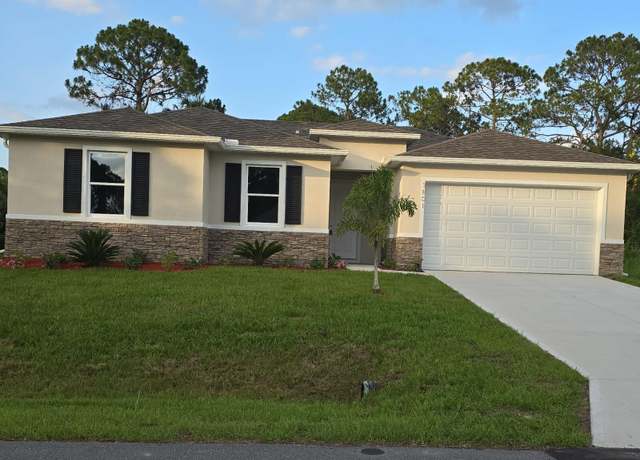 Property at 1801 Warton Ave SE #1801, Palm Bay, FL 32909, 4 beds, 2.5 baths