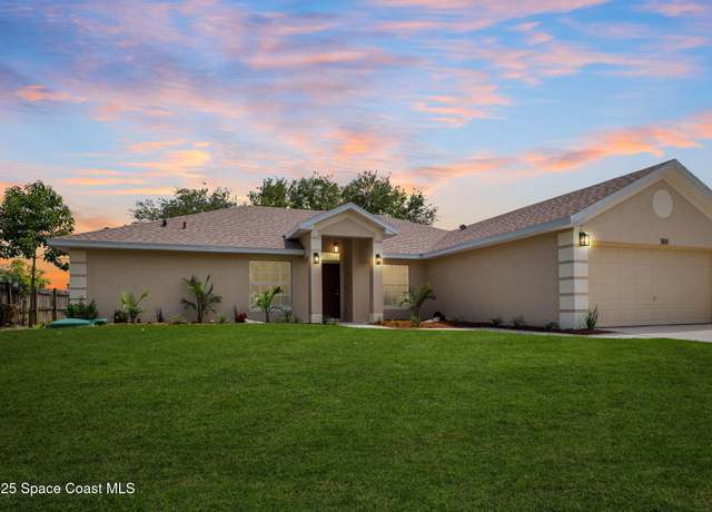 Property at 300 Bali St SE, Palm Bay, FL 32909, 3 beds, 2 baths