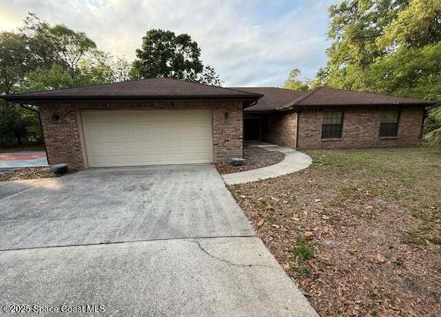 Property at 3855 Cottonwood Dr, Titusville, FL 32780, 4 beds, 2.5 baths