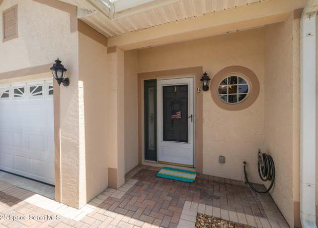 Property at 5201 Ocean Beach Blvd #4, Cocoa Beach, FL 32931, 3 beds, 2.5 baths