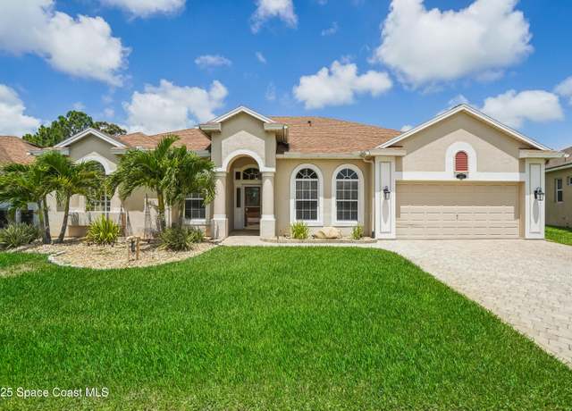 Property at 4006 Estancia Way, Melbourne, FL 32934, 5 beds, 3 baths