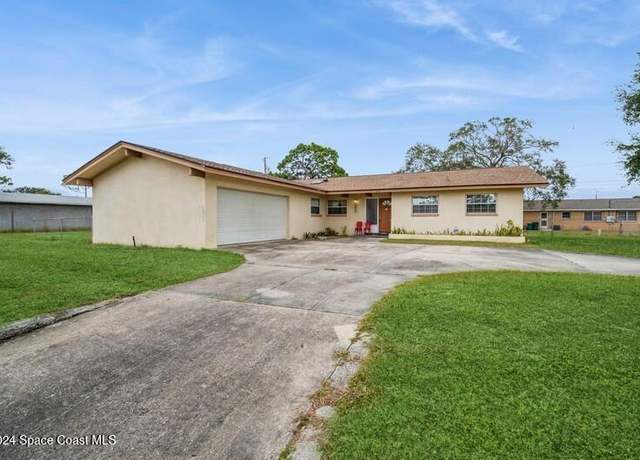 Property at 506 Walker St, Melbourne, FL 32901, 3 beds, 2 baths