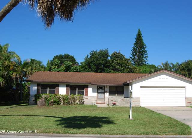 Property at 2901 S Fairway Dr, Melbourne, FL 32901, 3 beds, 2 baths
