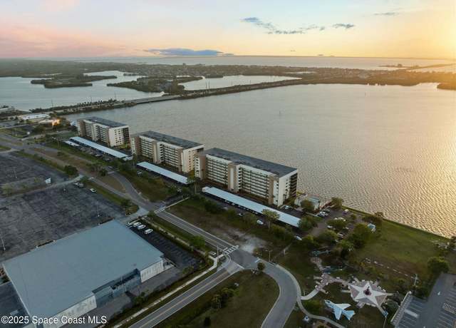 Property at 200 S Sykes Creek Pkwy #106, Merritt Island, FL 32952, 2 beds, 2 baths