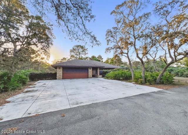 Property at 3940 Garvin Lake Dr, Grant-valkaria, FL 32909, 3 beds, 2 baths