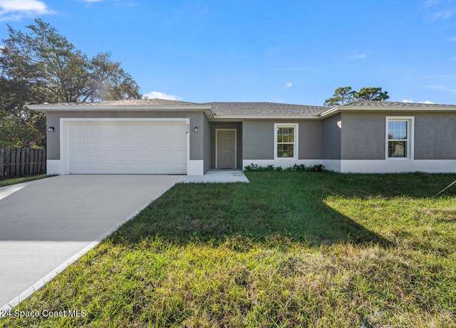 Property at 426 Gantry St SW, Palm Bay, FL 32908, 4 beds, 2 baths