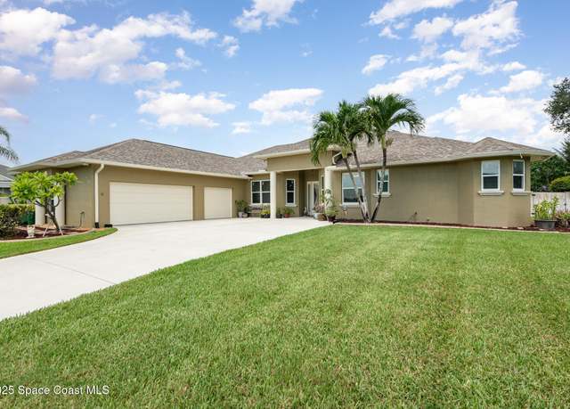 Property at 1239 Guy Island Dr, Merritt Island, FL 32952, 3 beds, 2.5 baths