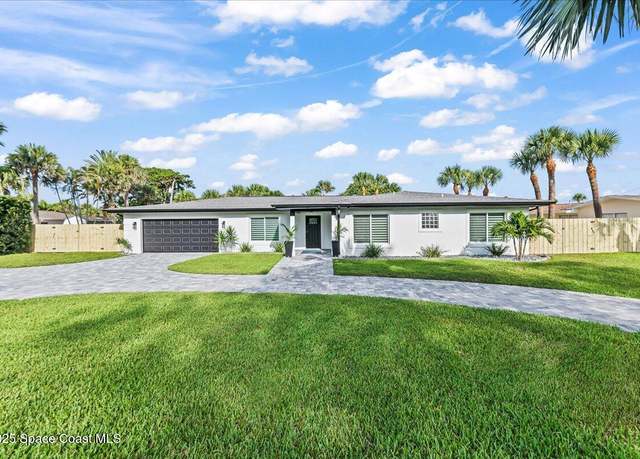 Property at 300 Oak St, Melbourne Beach, FL 32951, 4 beds, 2 baths