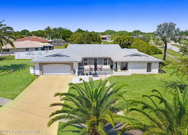 Property at 909 Waialae Cir NE, Palm Bay, FL 32905, 3 beds, 2 baths