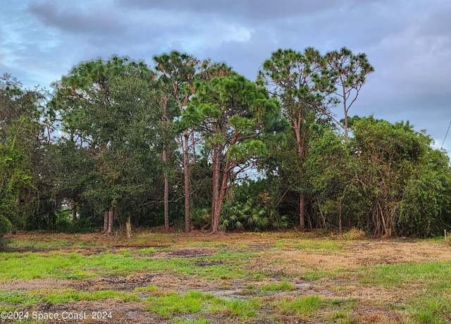 Property at 11126 Mulberry St, Sebastian, FL 32958