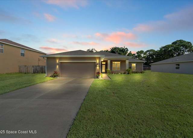 Property at 1015 Durango St SE, Palm Bay, FL 32909, 3 beds, 2 baths