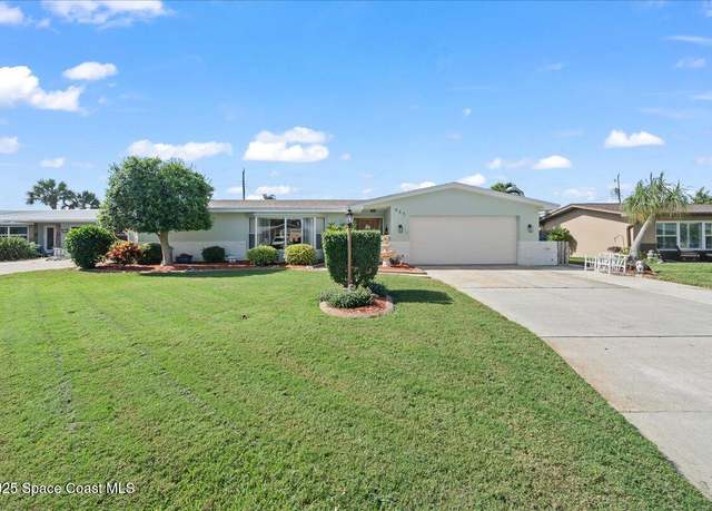 Property at 445 Park Ave, Satellite Beach, FL 32937, 5 beds, 2 baths