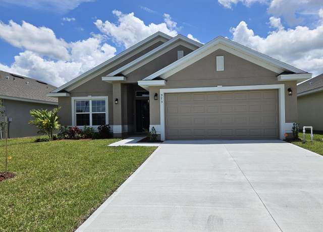 Property at 975 Kylar Dr NW, Palm Bay, FL 32907, 4 beds, 2 baths