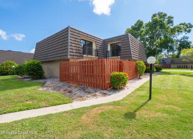 Property at 4016 Vista Oaks Cir NE, Palm Bay, FL 32905, 2 beds, 1.5 baths