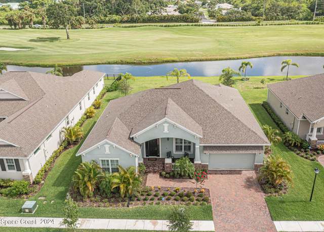 Property at 7129 E East Village Sq, Vero Beach, FL 32966, 4 beds, 2.5 baths