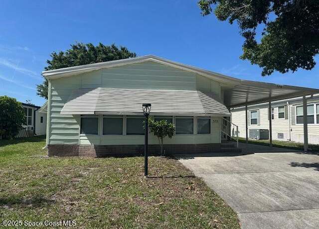 Property at 578 Dolphin Cir, Barefoot Bay, FL 32976, 2 beds, 2 baths