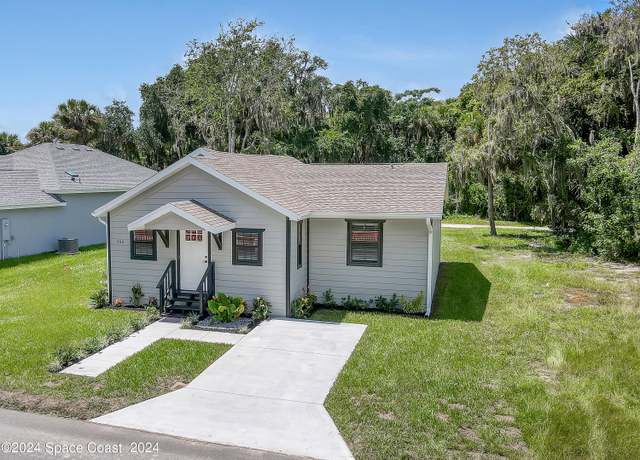 Property at 702 S Myrtle Ave, New Smyrna Beach, FL 32168, 3 beds, 2 baths