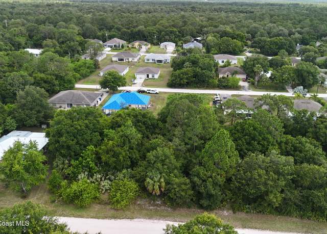 Property at 8615/8585 104th Ct, Vero Beach, FL 32967