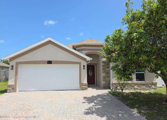 Property at 3791 Brantley Cir, Rockledge, FL 32955, 5 beds, 3 baths
