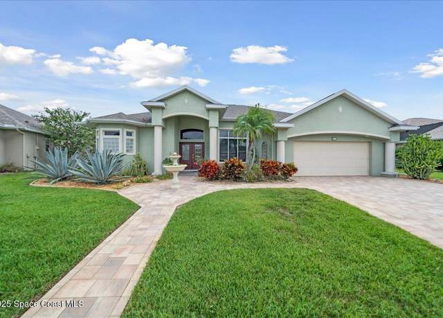 Property at 827 Thrasher Dr, Rockledge, FL 32955, 3 beds, 2.5 baths
