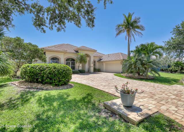 Property at 244 Lanternback Island Dr, Satellite Beach, FL 32937, 4 beds, 3.5 baths