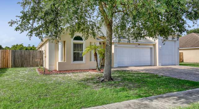 Photo of 4046 Foothill Dr, Titusville, FL 32796