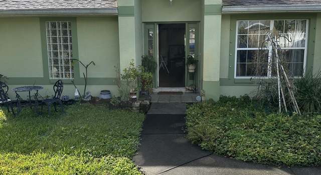 Photo of 3933 Tangle Dr Dr, Titusville, FL 32796