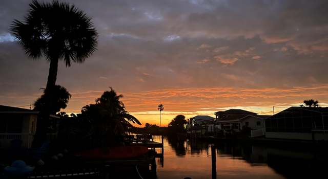 Photo of 1723 S Harbor Dr, Merritt Island, FL 32952