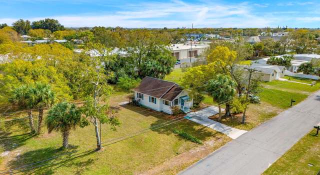 Photo of 90 NW Carolina St, Melbourne, FL 32904