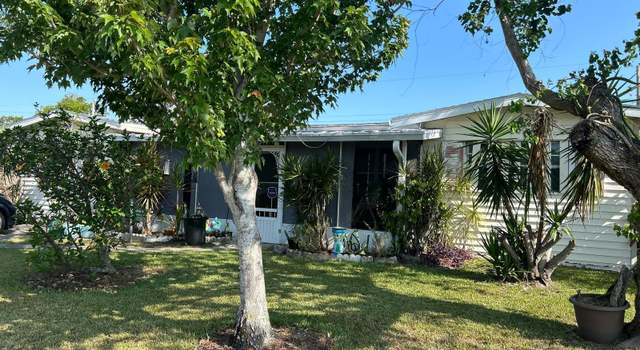 Photo of 2174 Woodbury Rd, Melbourne, FL 32935