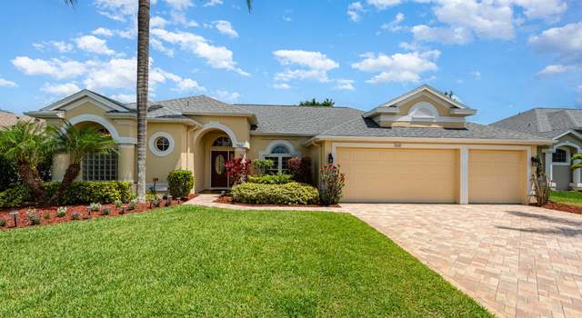 Photo of 960 Fostoria Dr, Melbourne, FL 32940