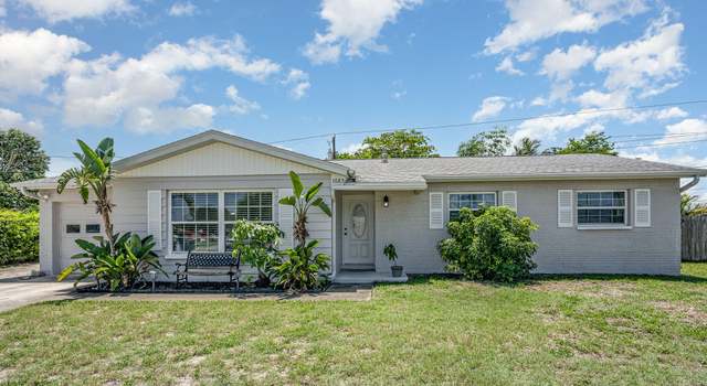 Photo of 1085 Outrigger Dr, Merritt Island, FL 32953